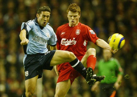 詹姆斯篮板表现抢眼，助球队逆转