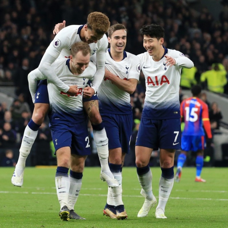 拼劲十足！沃特森10中7拿到21分 正负值+17（沃特森火力全开，10投7中砍下21分，正负值+17）